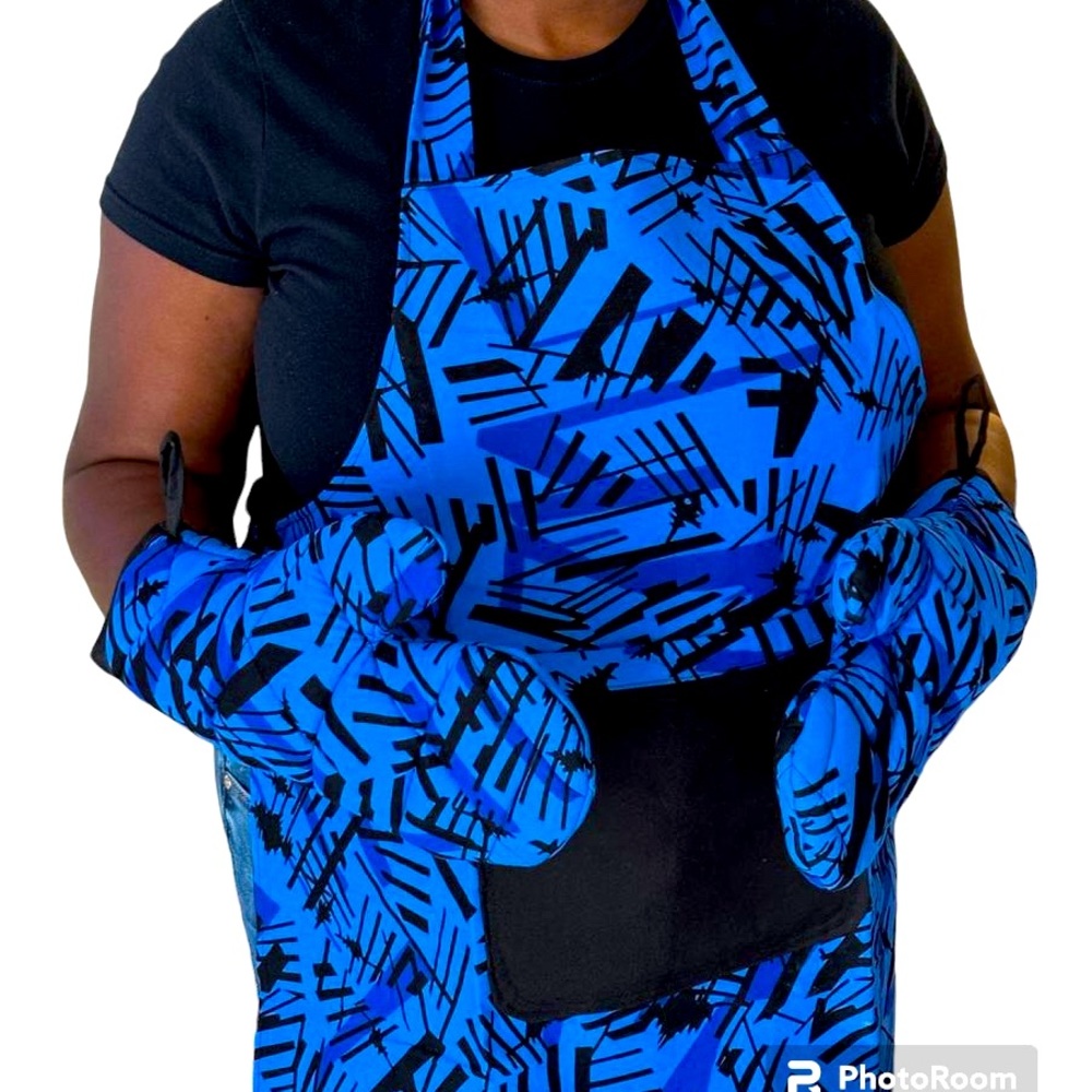 Ankara African Wax Print Apron And Insulated Mitten In Blue And Black.